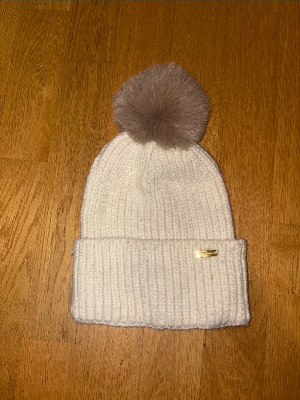 Cozy Kids White Knit Pom Beanie with Taupe Faux-Fur Pom